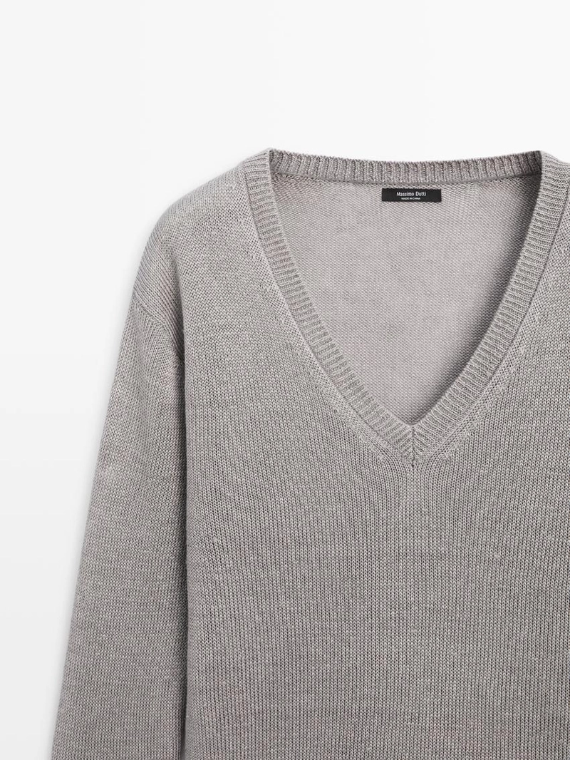 Вязанный свитер с льняным v-образным вырезом