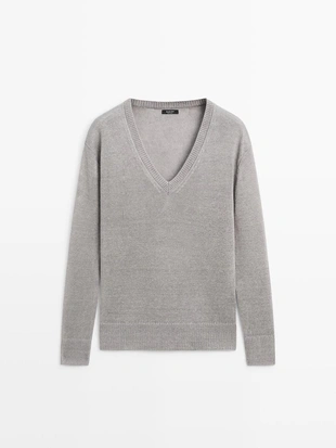 Вязанный свитер с льняным v-образным вырезом- Заказать в России