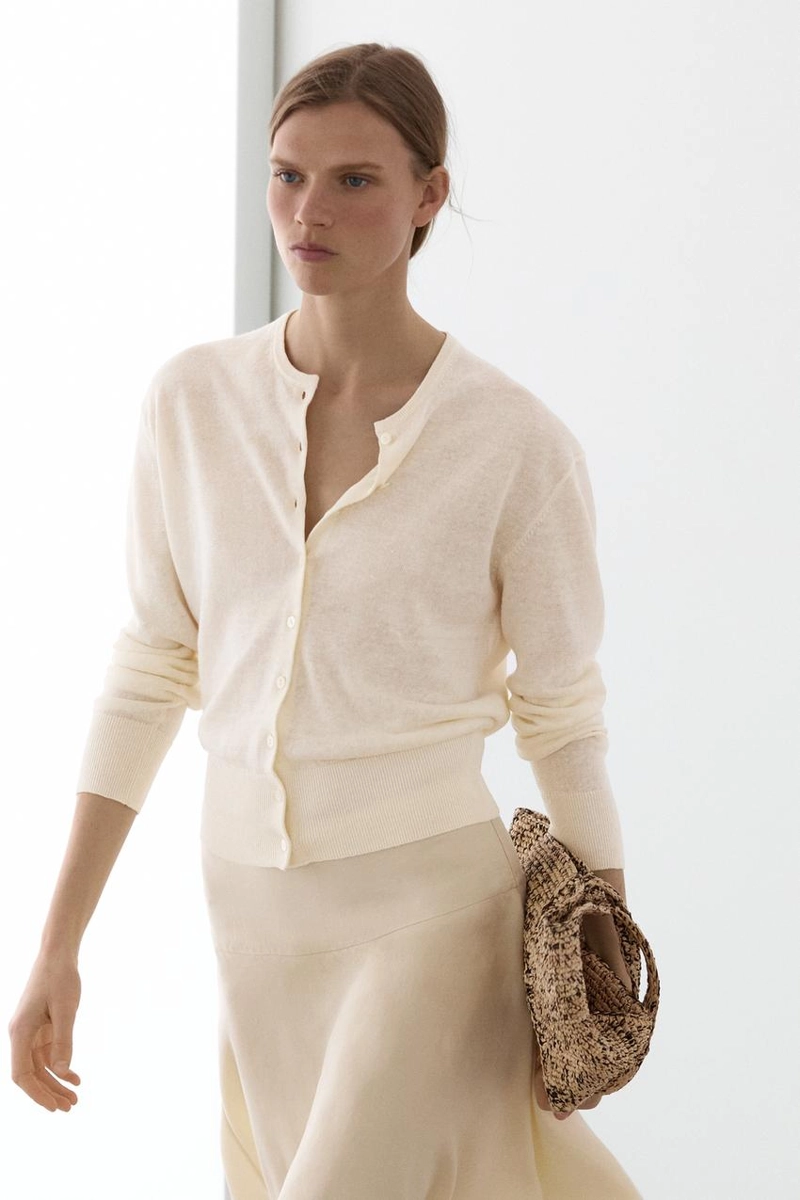 Кардиган из льна с пуговицами