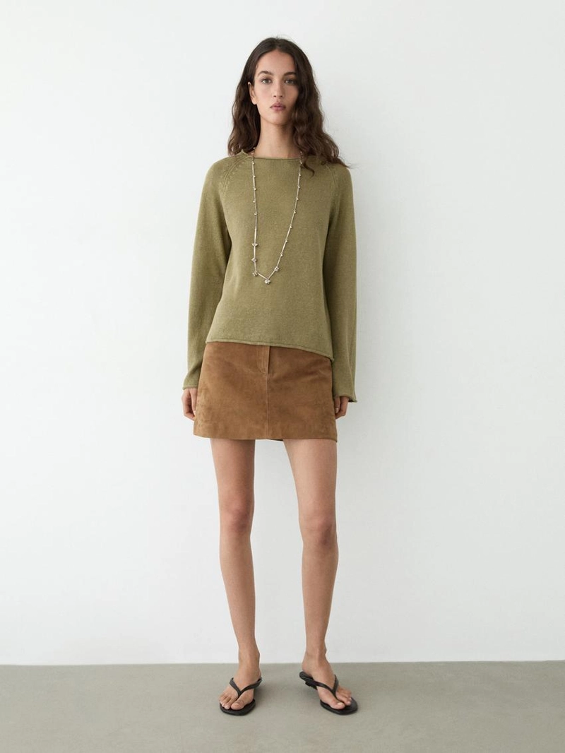 Пуловер из льна с круглым вырезом