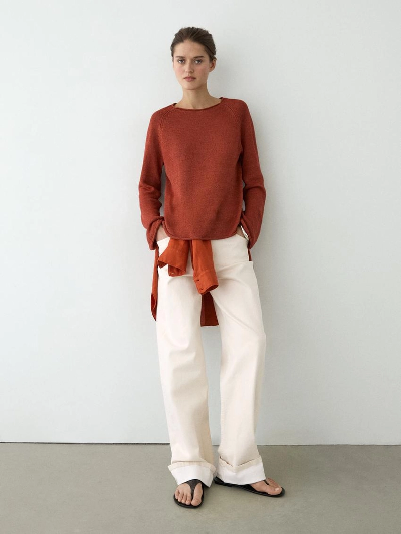 Свитер с круглым вырезом из льняной пряжи