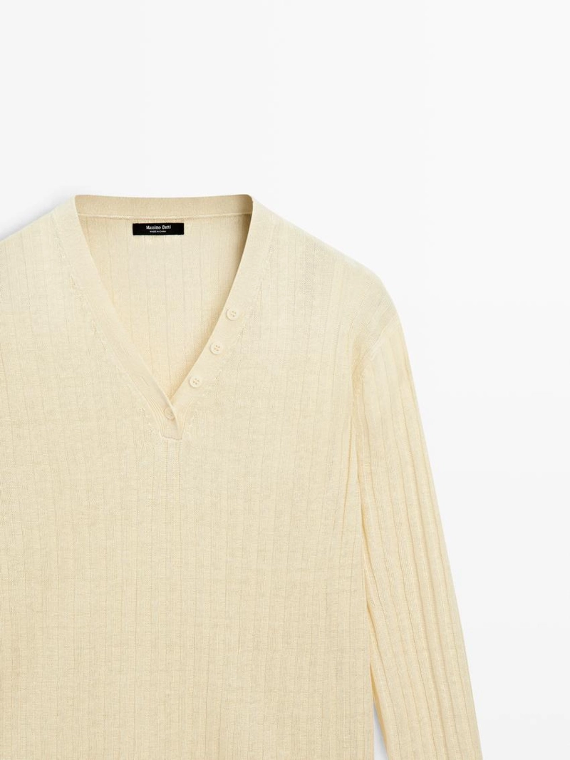 Льняной вязаный свитер с пуговицами