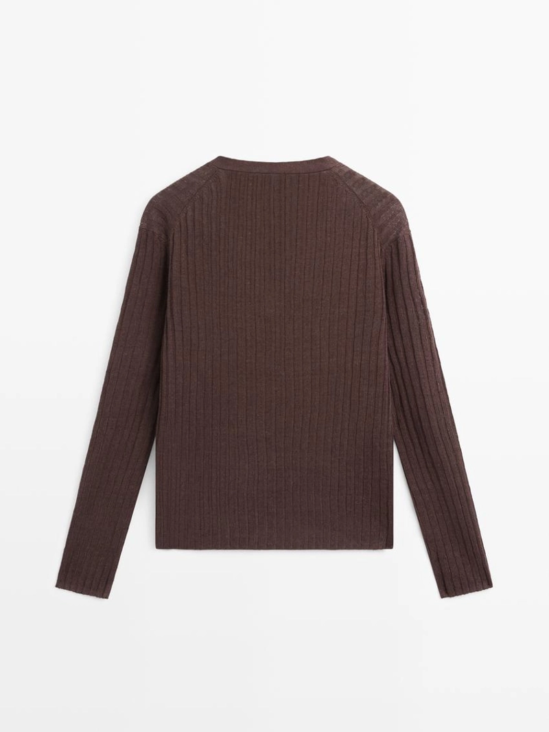 Свитер из льняного трикотажа с деталями на пуговицах