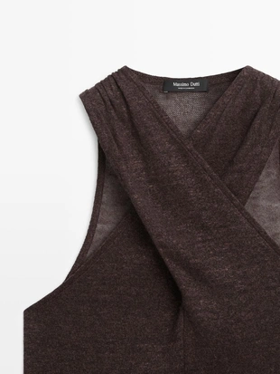 Топ из льняно-шерстяной смеси с запахом на горловине- Заказать в России