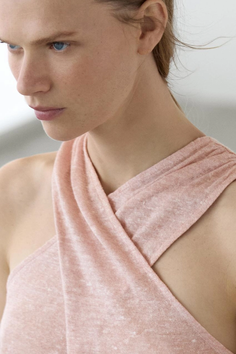 Топ из льняно-хлопковой смеси с декольте «качели»