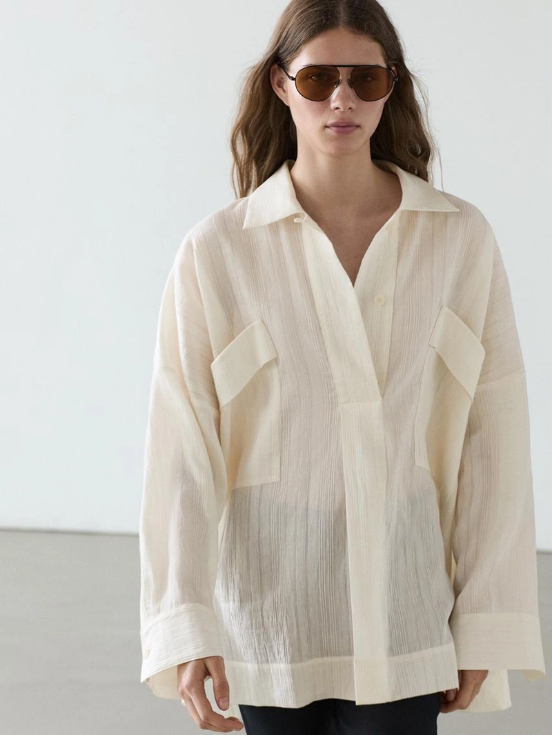 Рубашка из льна и хлопка с волнистой текстурой и открытием