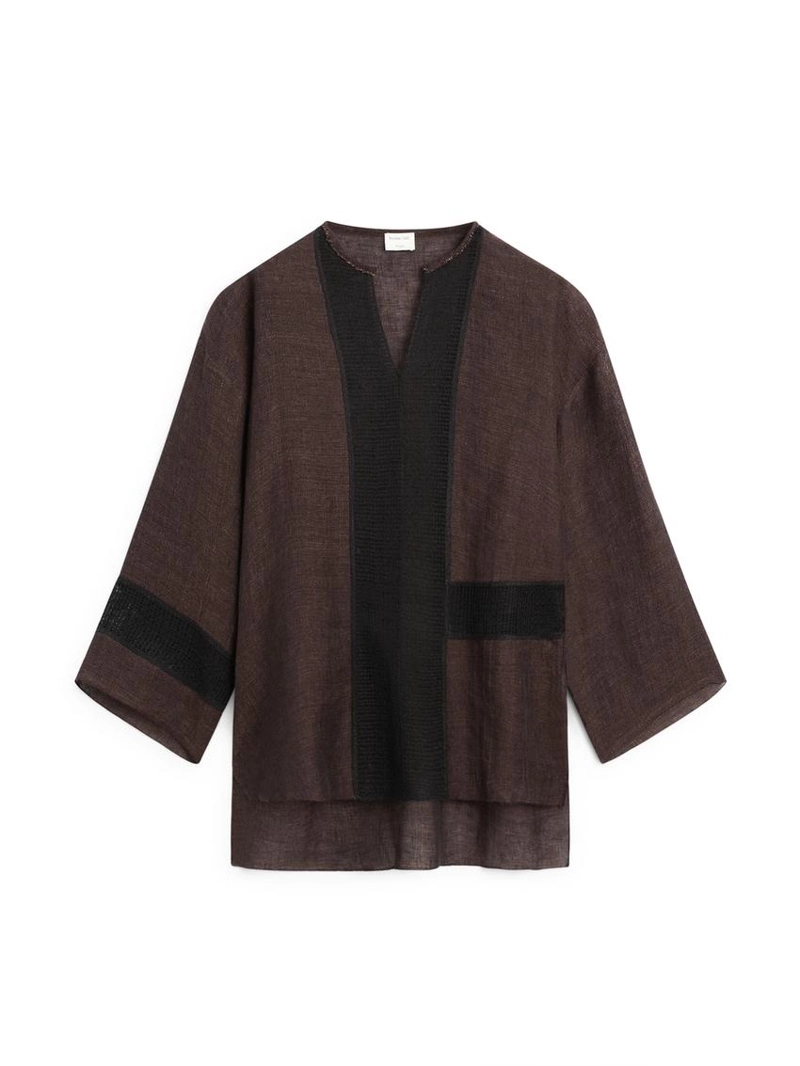 Приталенная блуза из льняно-смешаной ткани с кружевными деталями