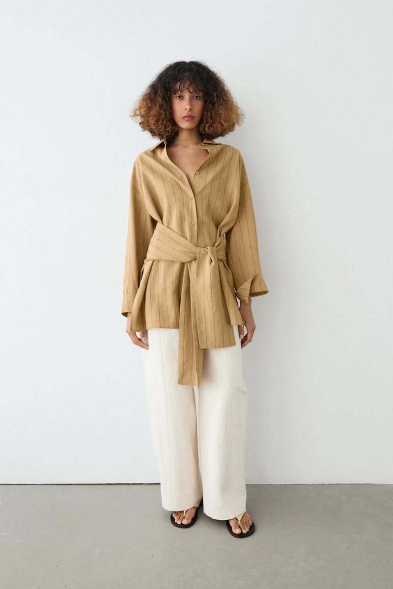 Рубашка в полоску с поясом