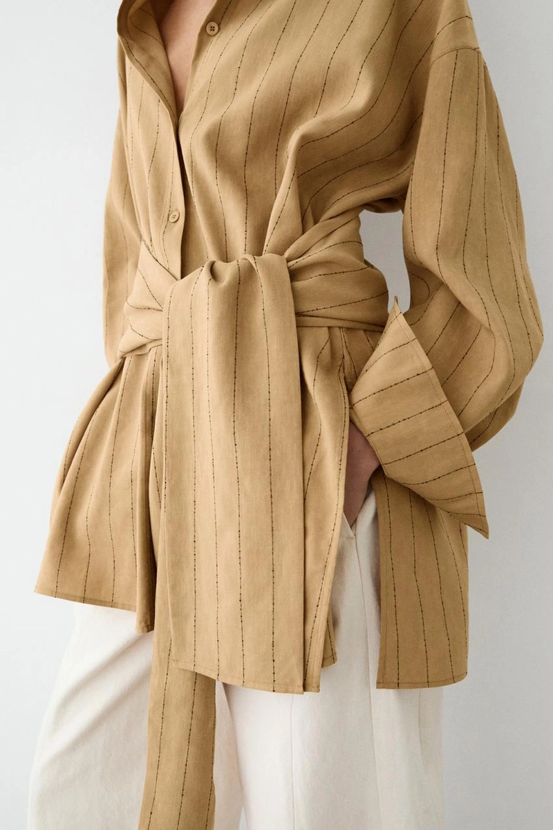 Рубашка в полоску с поясом