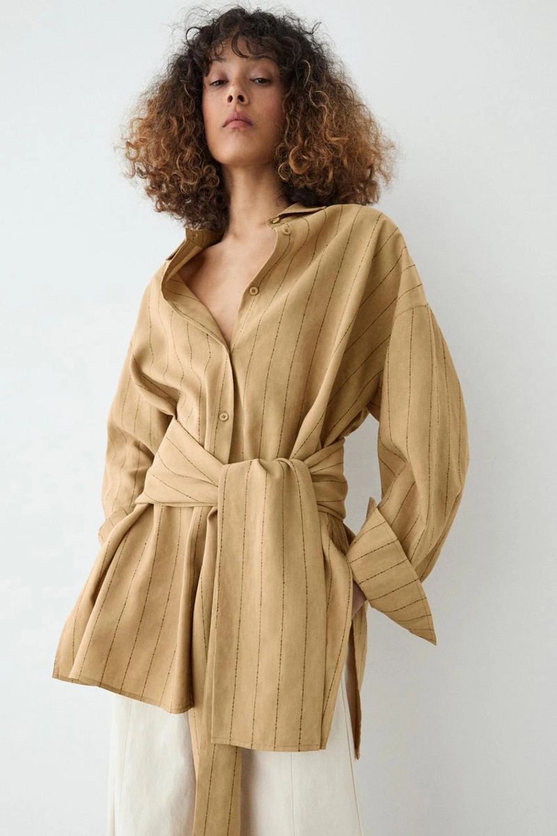 Рубашка в полоску с поясом