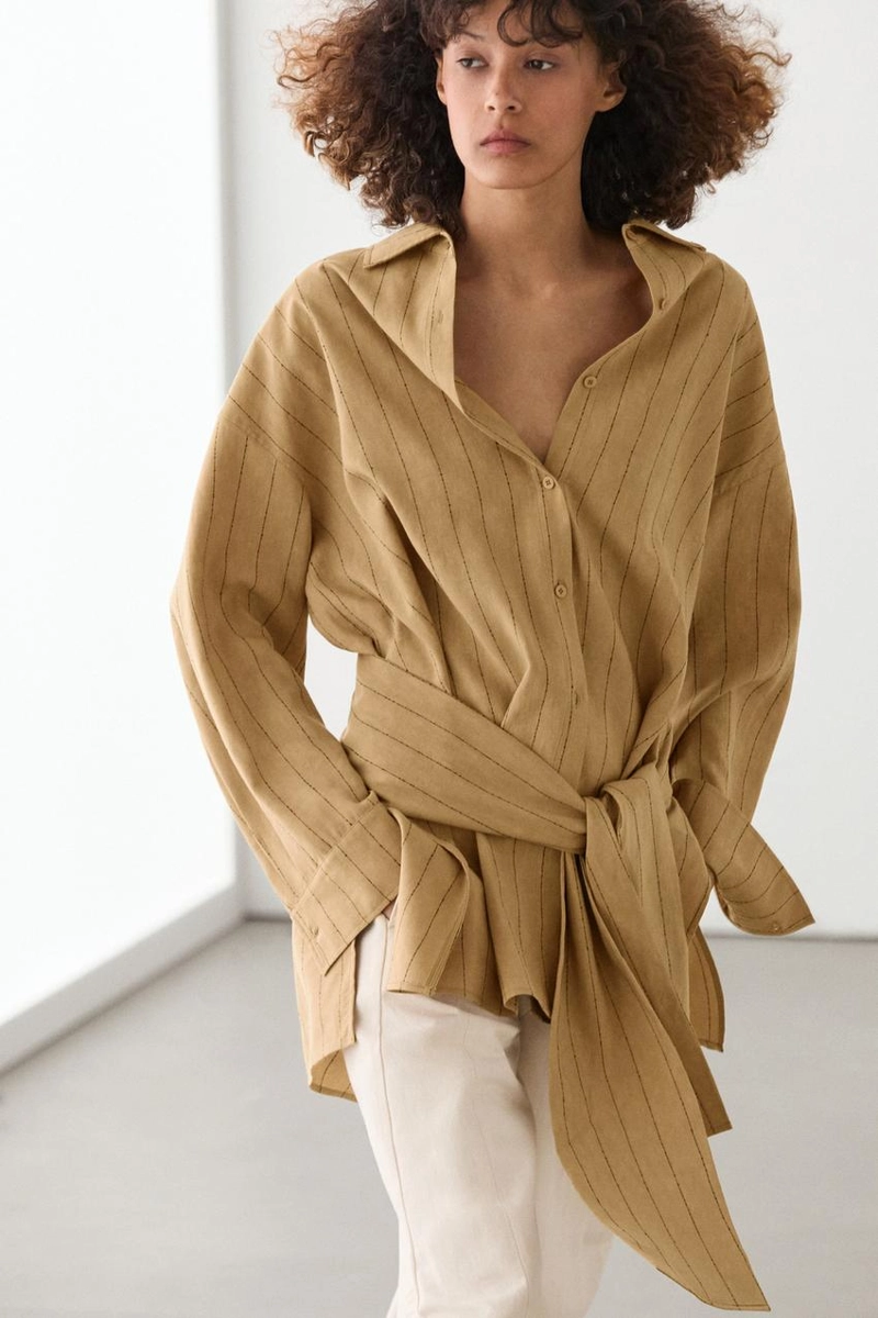 Рубашка в полоску с поясом