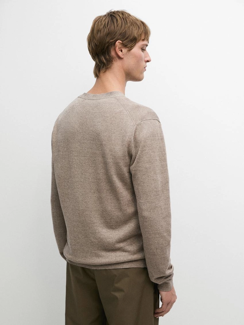 Кардиган из льняной пряжи с пуговицами