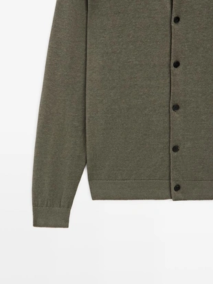 Кардиган из льняного трикотажа с пуговицами- Заказать в России