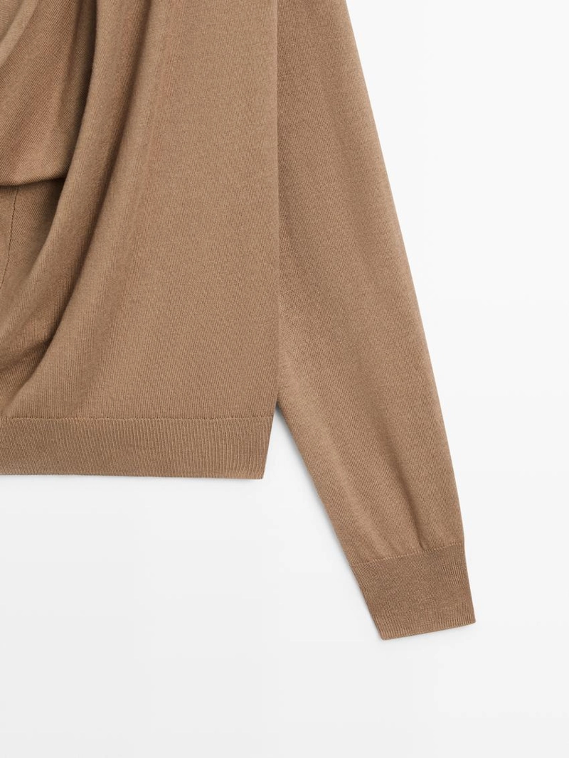 Вязанный свитер из хлопкового смесового волокна с воротником хомутом