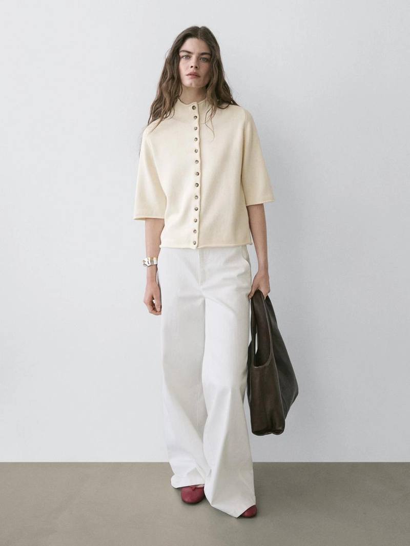 Кофточка с короткими рукавами и запахом