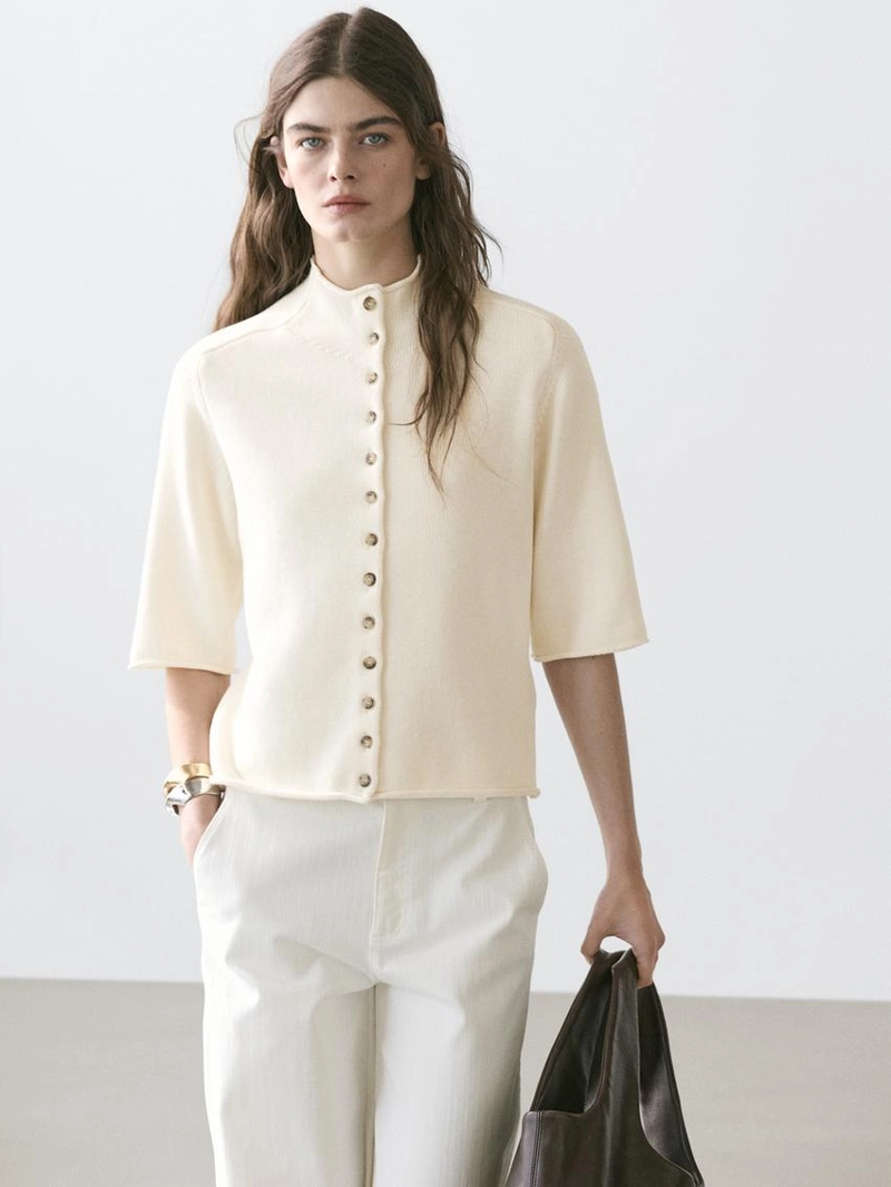 Кофточка с короткими рукавами и запахом