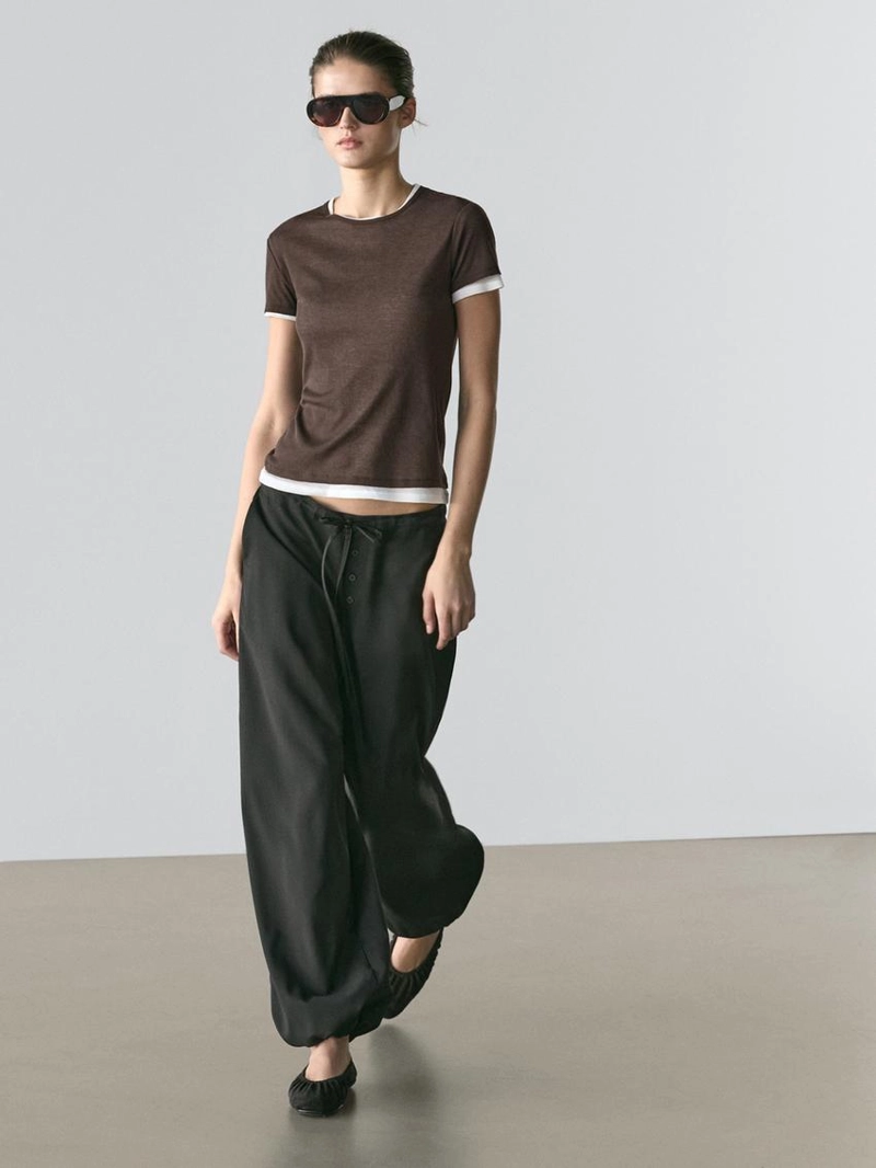 Футболка с коротким рукавом с двойной отделкой