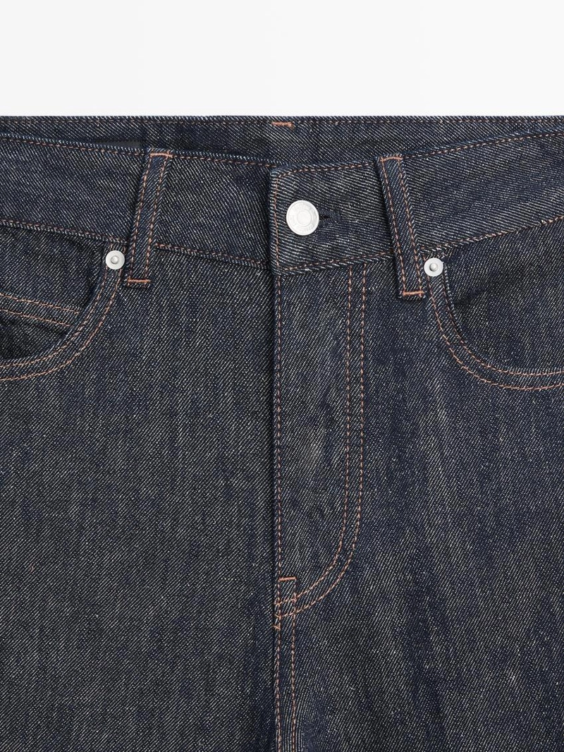 Джинсы бочонками с высокой посадкой и прямыми брючинами