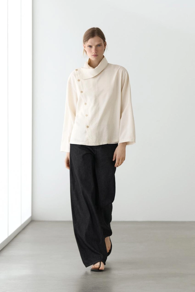 Асимметричная рубашка с пуговицами