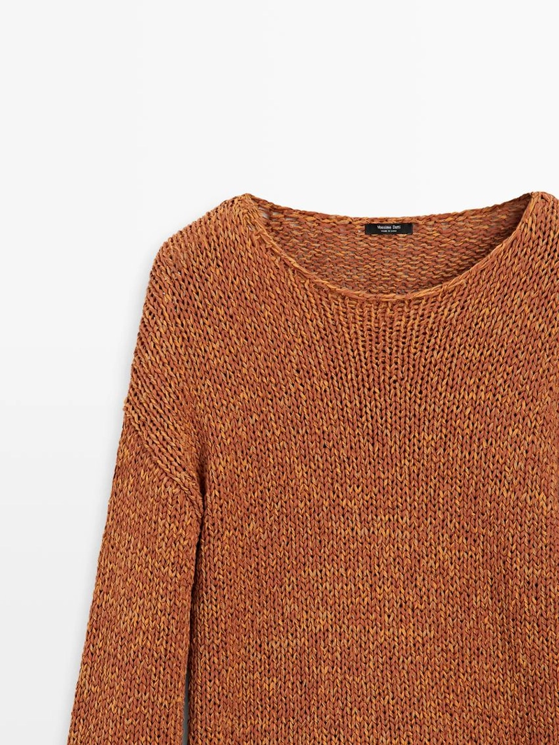 Свитер с вырезами из хлопкового микса