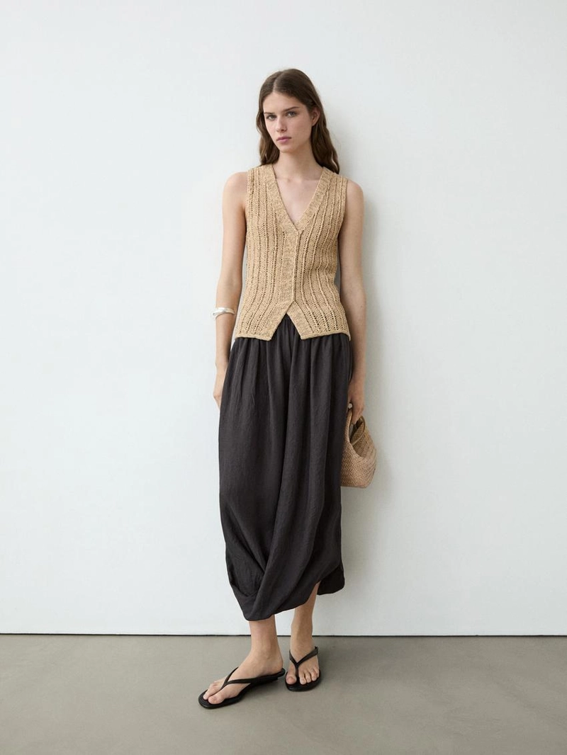 Жилет из кружева cutwork