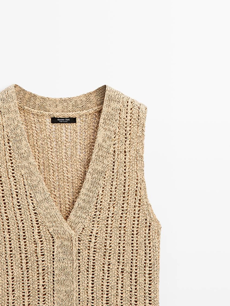 Жилет из кружева cutwork