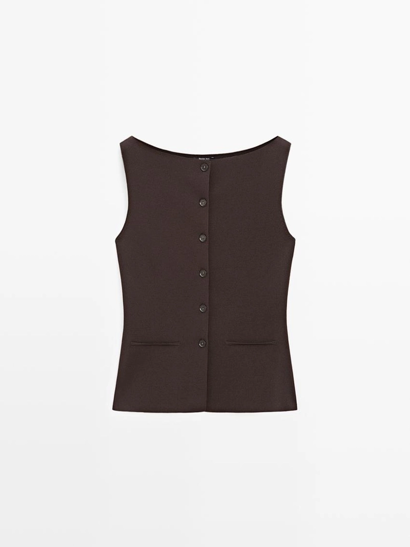 Жилет из трикотажа с карманными деталями