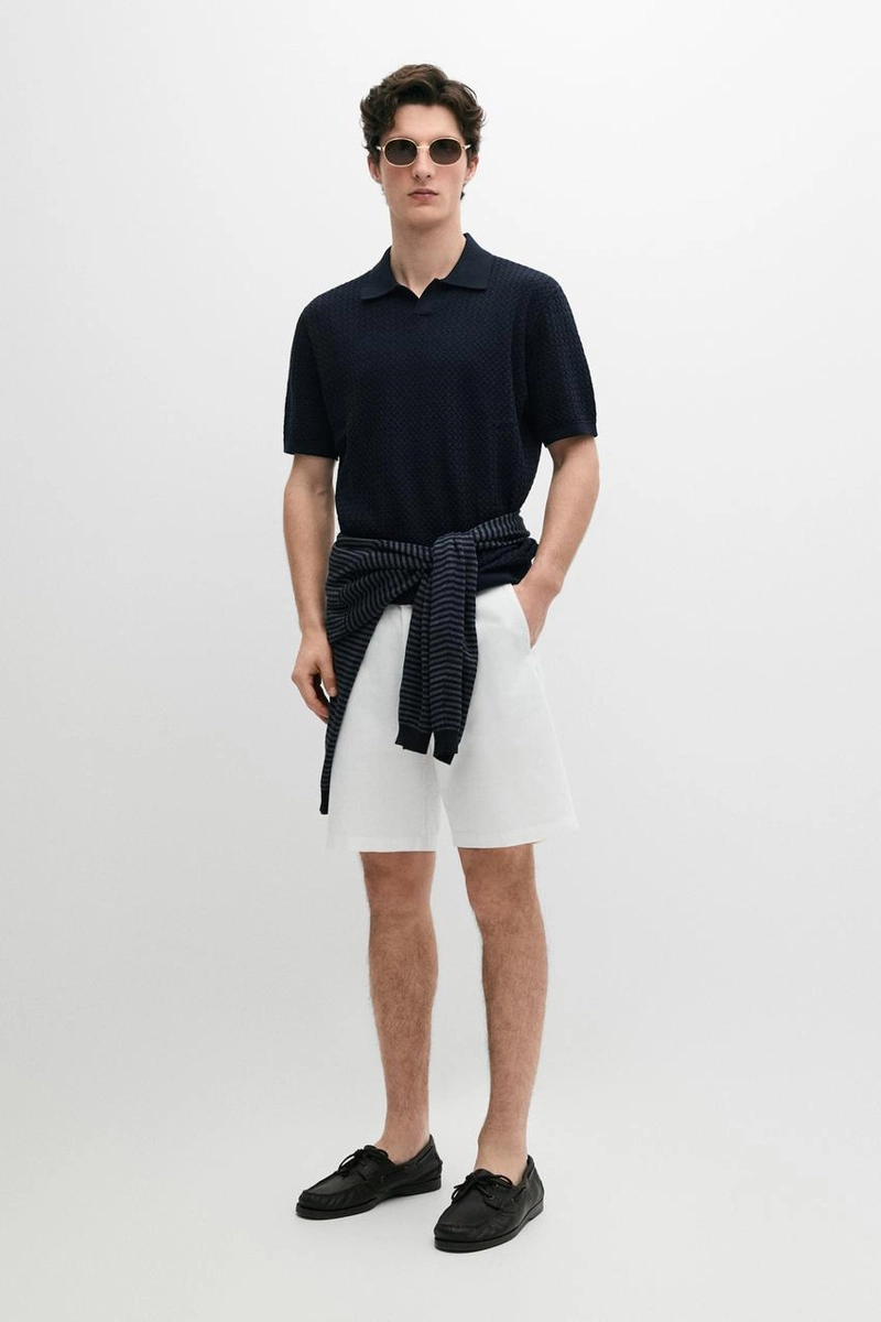 Поло с v-образным вырезом и косым плетением