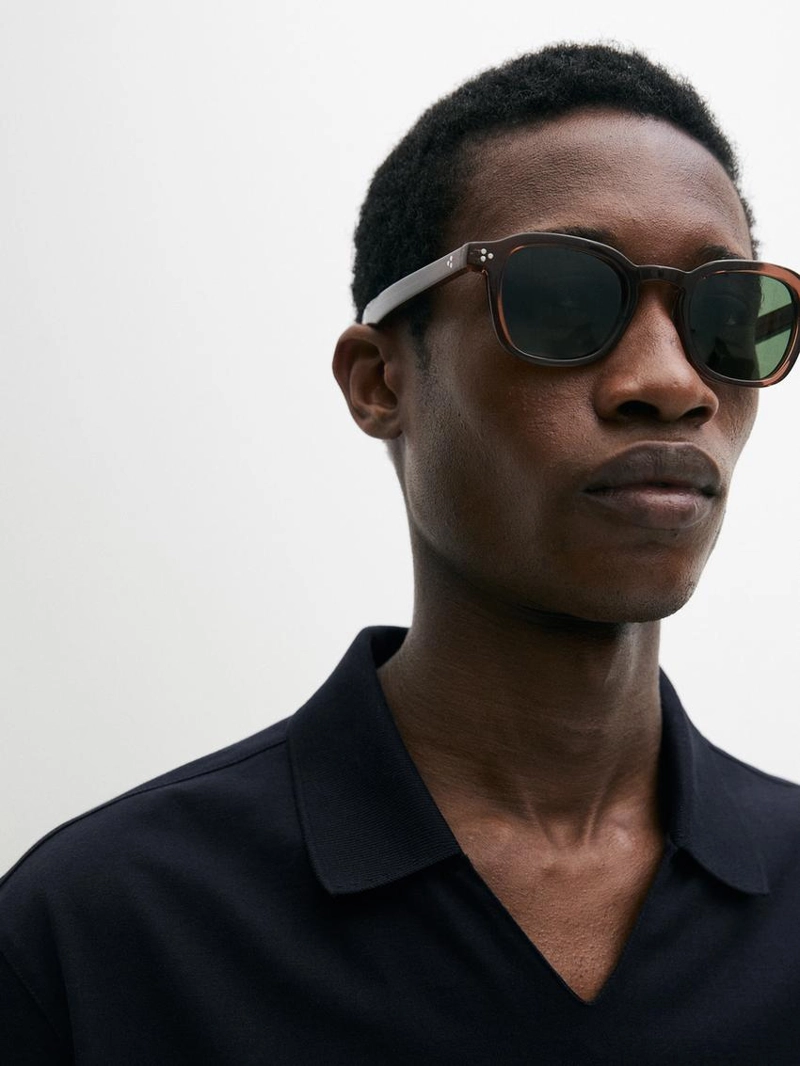 Поло с v-образным вырезом из хлопка