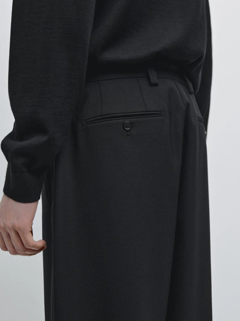 Брюки приталенного кроя из трехслойной шерсти