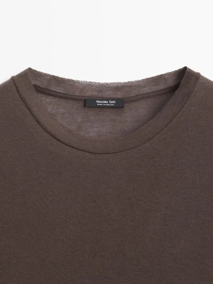 Футболка из 100% хлопка с воротником- Заказать в России