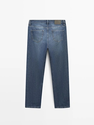 Легкие джинсы прямого кроя- Заказать в России