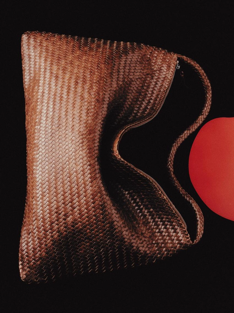 Сумка-сатчел из плетеной кожи наппа большого размера