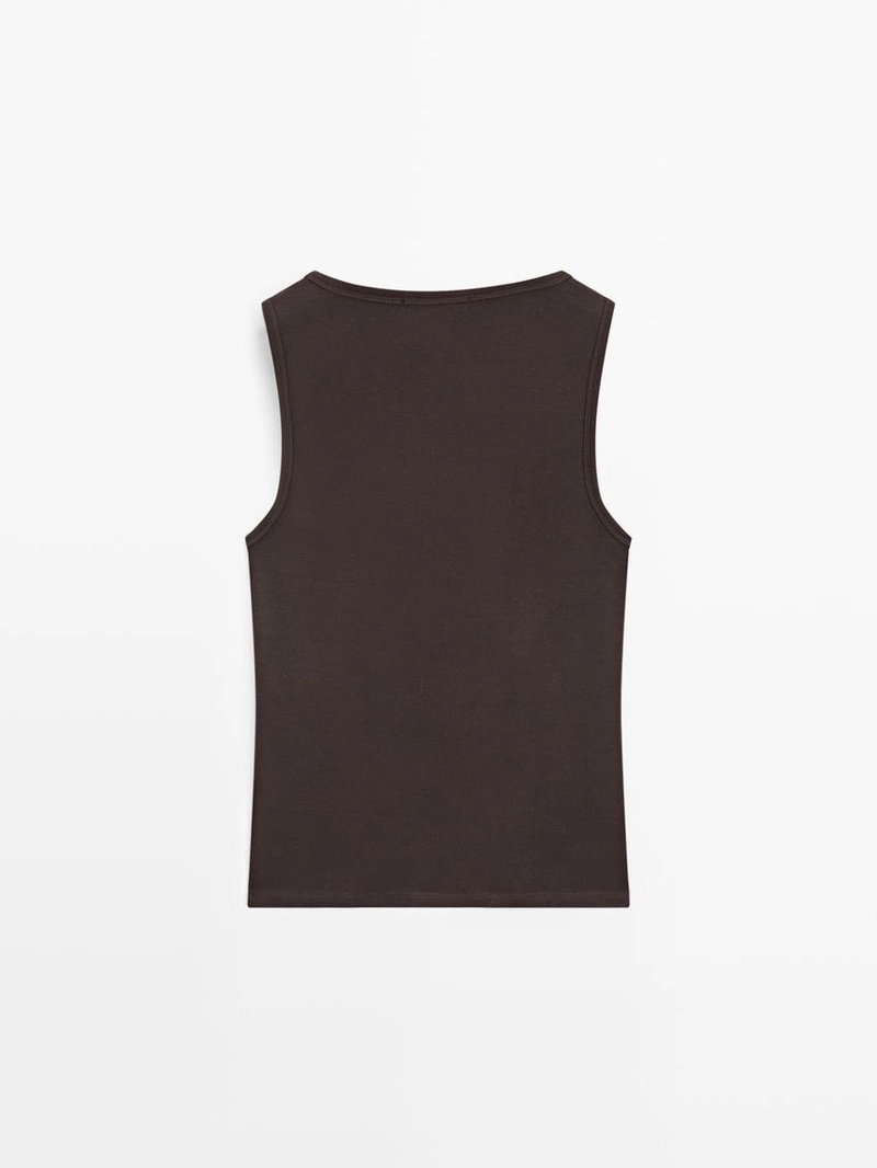 Майка без рукавов с квадратным вырезом