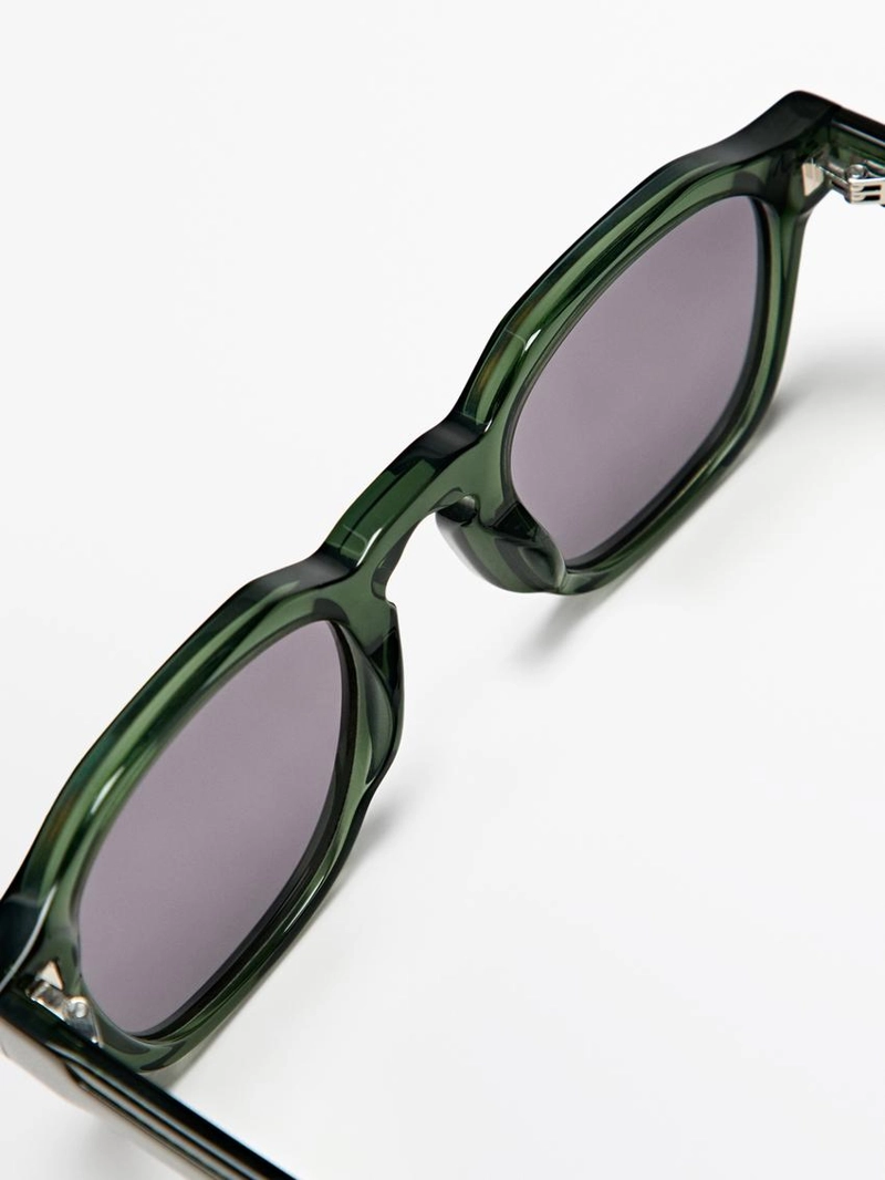 Геометрические солнцезащитные очки