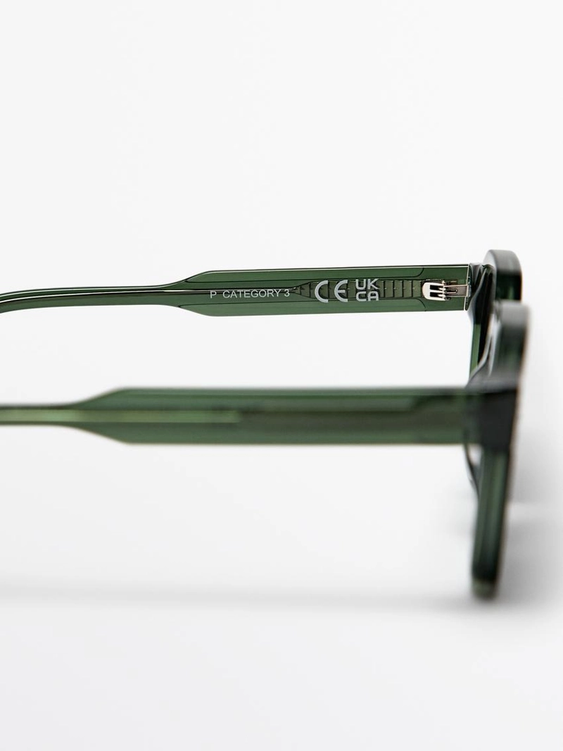 Геометрические солнцезащитные очки