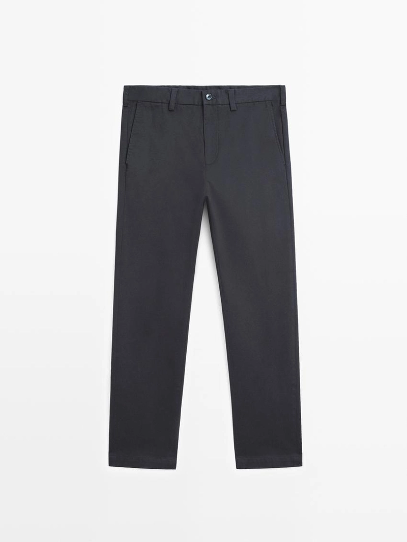 Брюки с зауженным кроем из микротекстурированной ткани