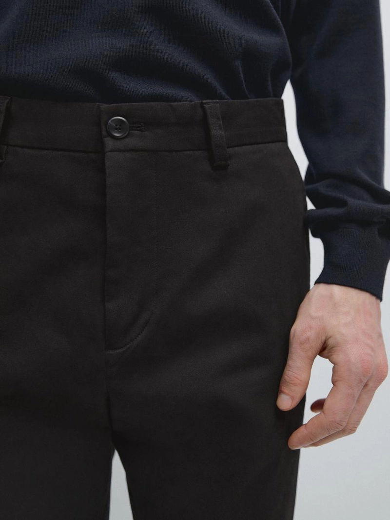 Брюки с зауженным кроем из микротекстурированной ткани