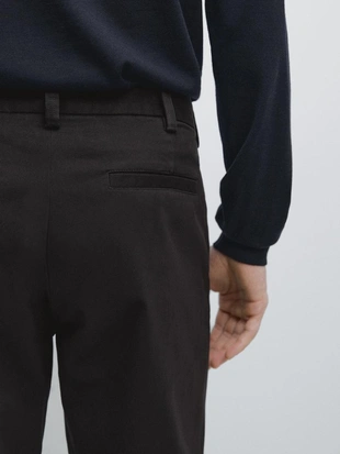 Брюки с зауженным кроем из микротекстурированной ткани- Заказать в России