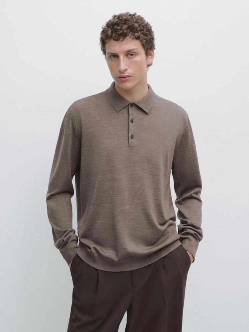 Вязаный свитер из шерсти с воротником-поло