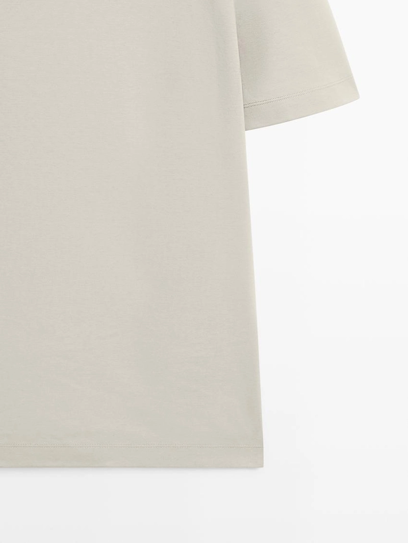 Футболка из 100% хлопка средней плотности