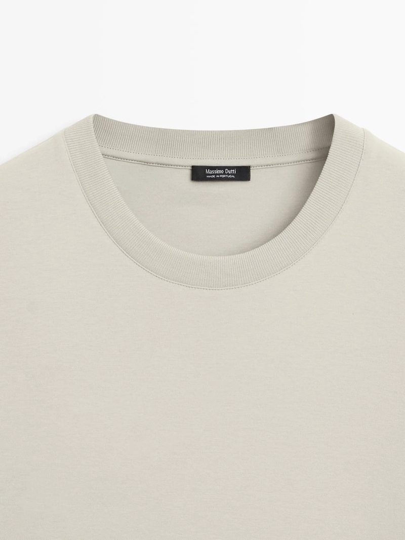 Футболка из 100% хлопка средней плотности