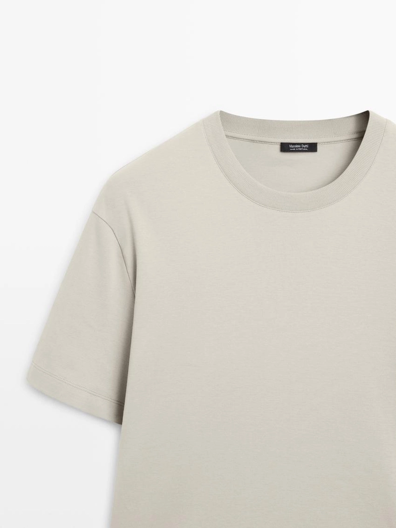 Футболка из 100% хлопка средней плотности