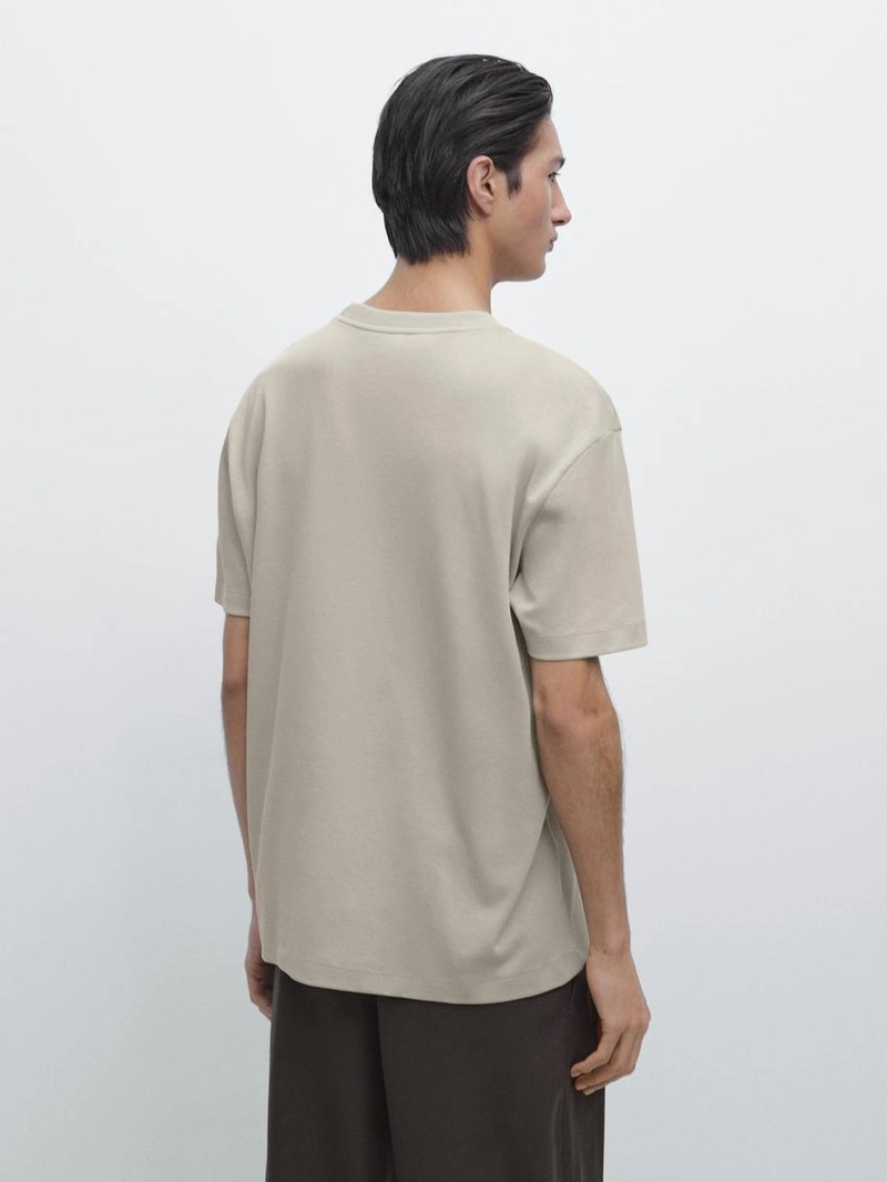 Футболка из 100% хлопка средней плотности