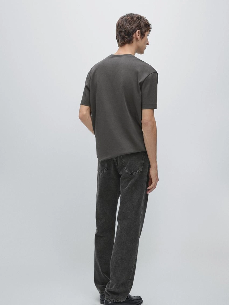 Футболка среднего веса из 100% хлопка