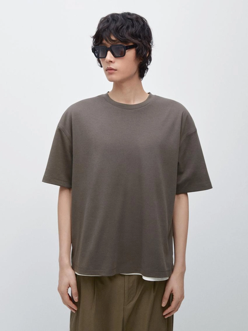 Футболка свободного кроя из хлопкового микса с коротким рукавом