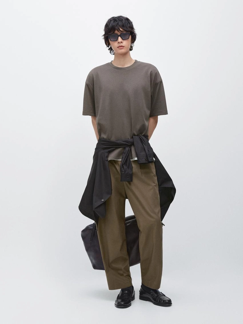 Футболка свободного кроя из хлопкового микса с коротким рукавом