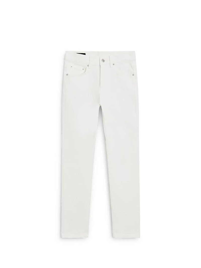 Джинсы с завышенной посадкой и укороченные брючины