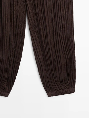 Брюки саруэль с деталями в складку- Заказать в России