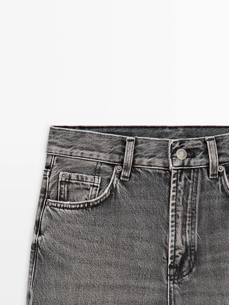 Джинсы прямого кроя с высокой посадкой